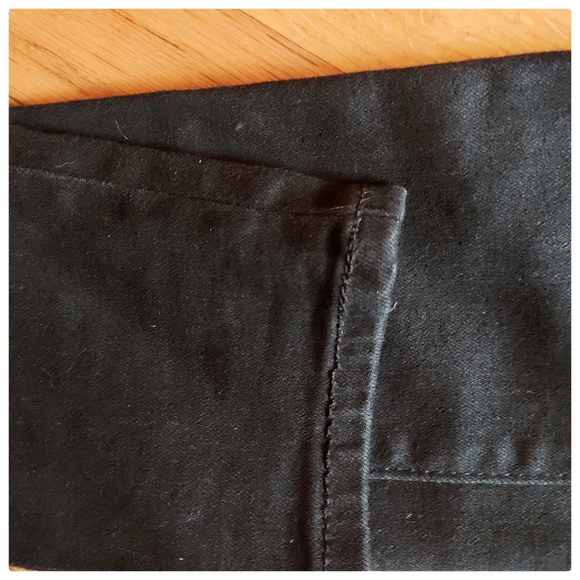 3/$30 Black High Rise Distressed Skinny Jeans - Picture 3 of 6